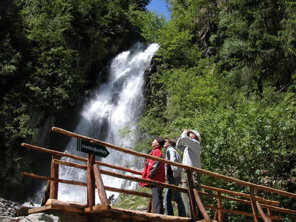 Hotel Nationalpark Grossglockner 4*